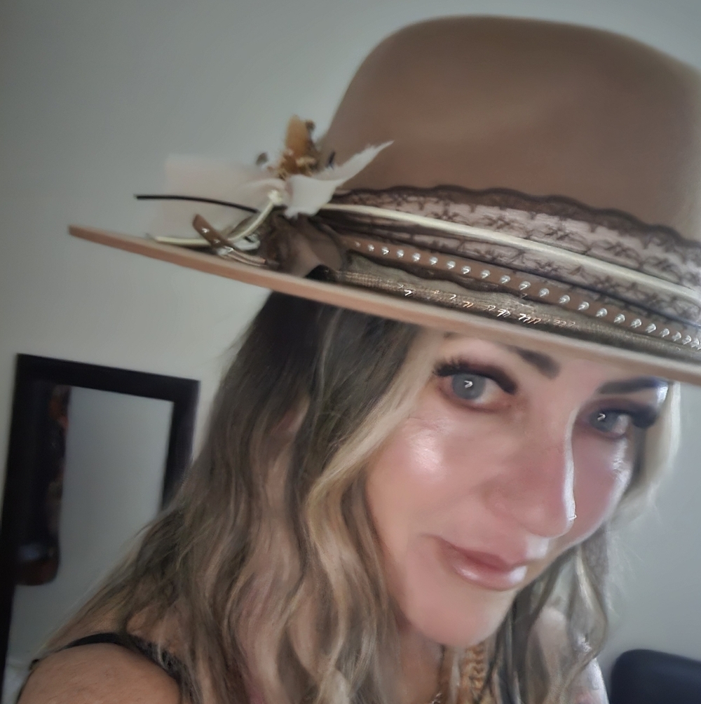 Meet your Posher, Virginia